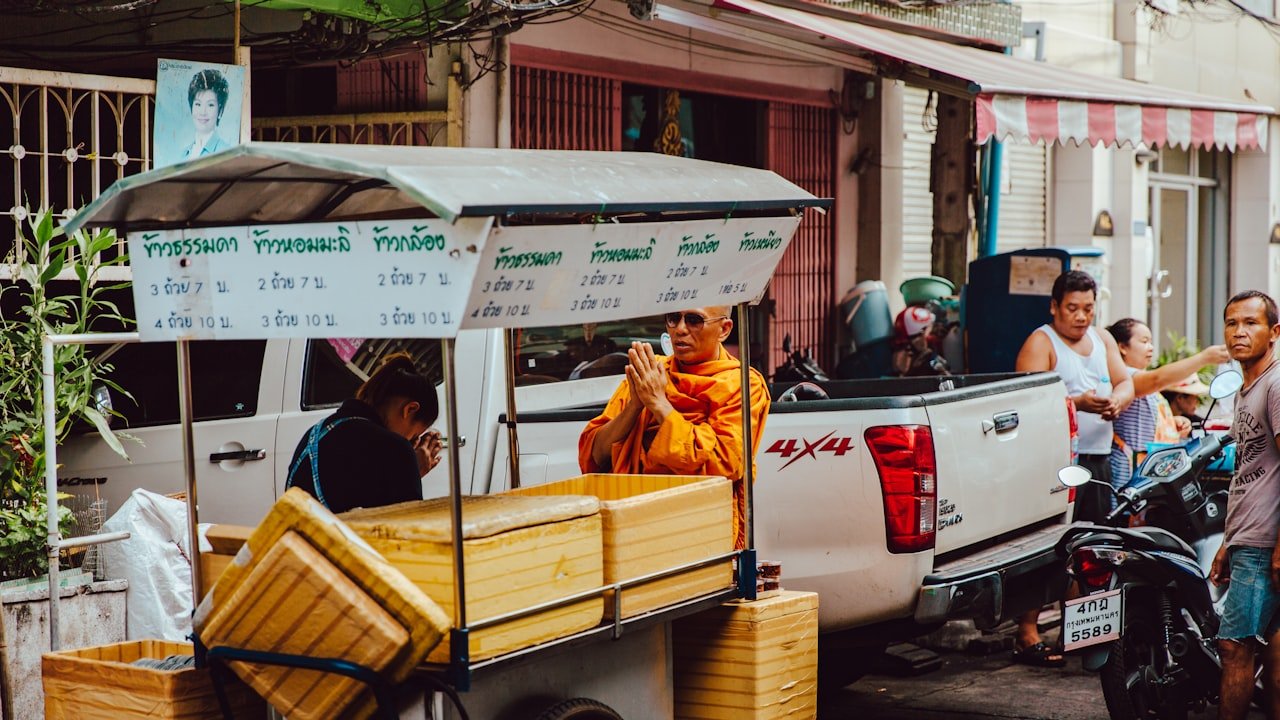 How to Pick the Right Tablet for Your Retail Business?