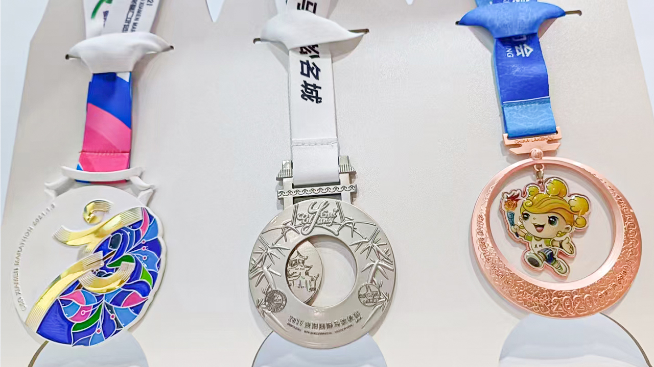 Things to Check Before Ordering Custom Enamel Medals Online