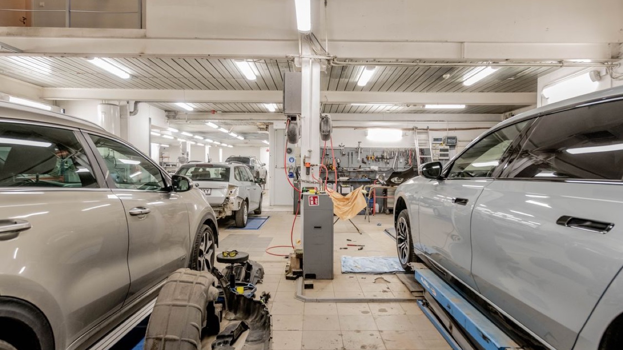 Why Credentials Matter More Than Price When Choosing an Automotive Diagnostic Tool Distributor